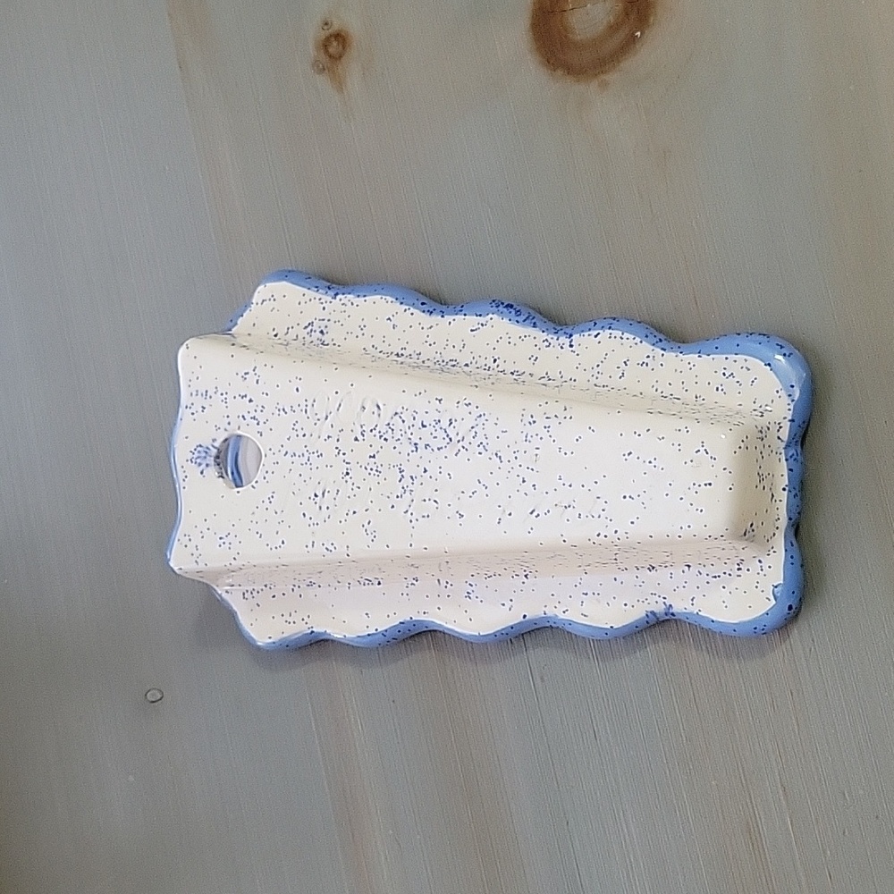 Handmade Ceramic Scissors Rack Keeper Wall Pocket - Picture 4 of 5